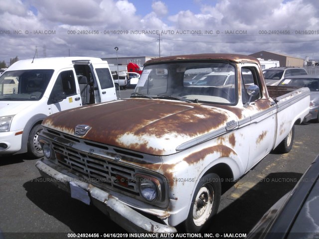 F10CR523472 - 1964 FORD F100 WHITE photo 2