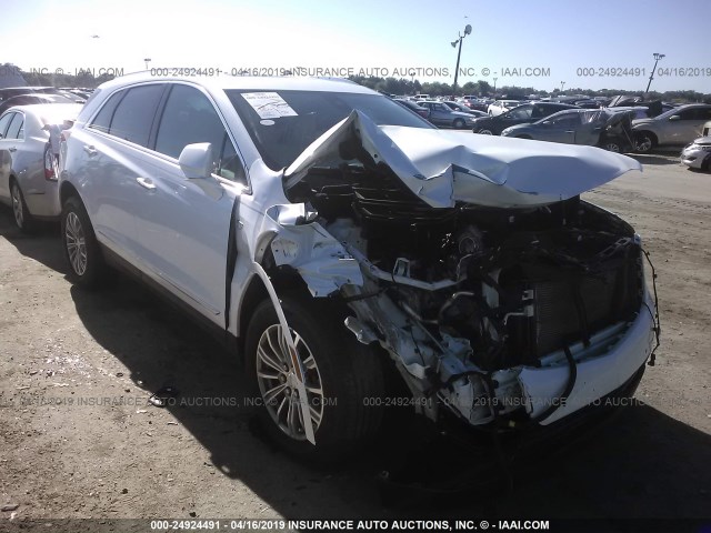 1GYKNBRS7HZ121314 - 2017 CADILLAC XT5 LUXURY WHITE photo 1