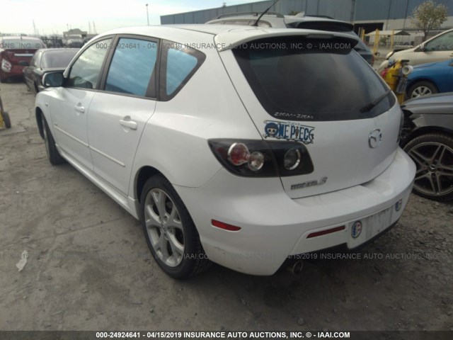 JM1BK344081826001 - 2008 MAZDA 3 HATCHBACK WHITE photo 3