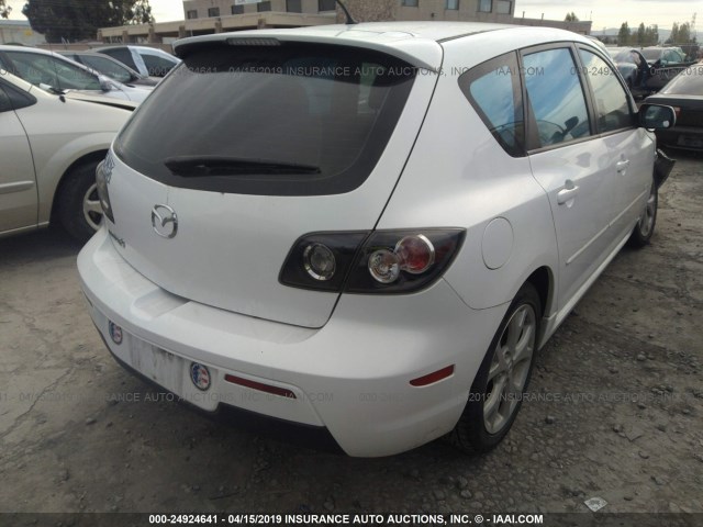 JM1BK344081826001 - 2008 MAZDA 3 HATCHBACK WHITE photo 4