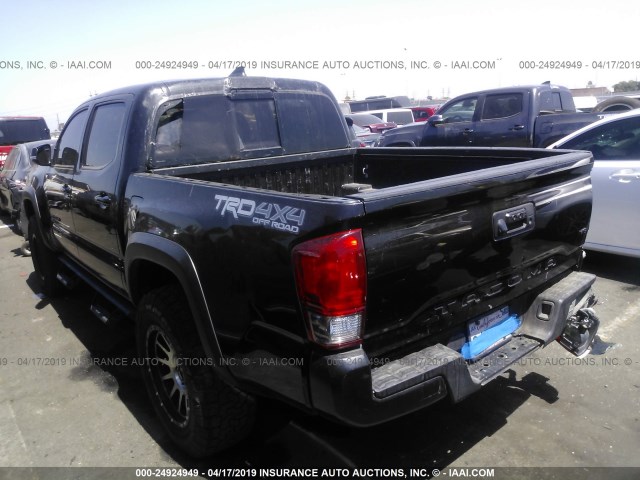 5TFCZ5ANXHX105321 - 2017 TOYOTA TACOMA DBL CAB/SR/TRDSPT/OR/PRO BLACK photo 3