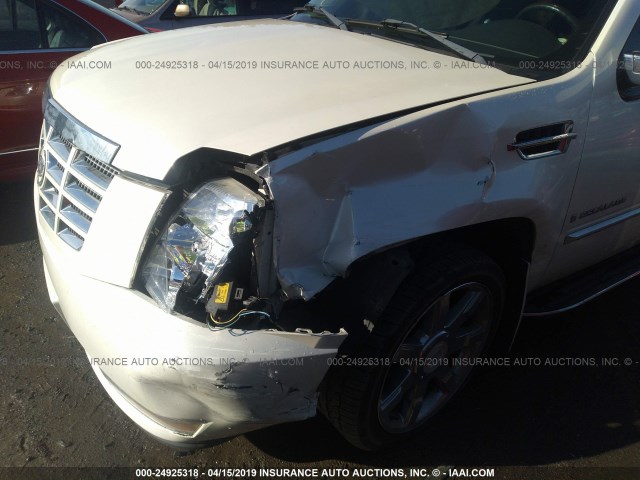 1GYFK63847R403973 - 2007 CADILLAC ESCALADE LUXURY თეთრი ფოტო 6