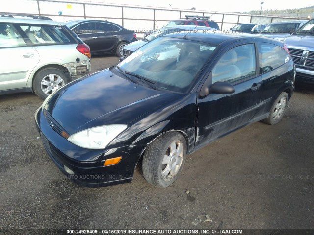 3FAFP31322R137000 - 2002 FORD FOCUS ZX3 BLACK photo 2