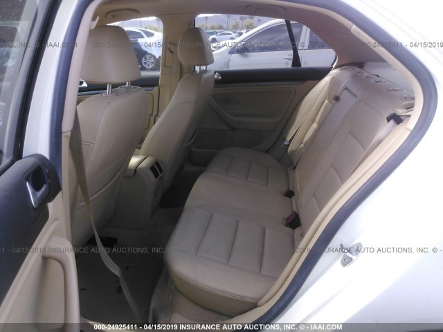 3VWEF71K07M111858 - 2007 VOLKSWAGEN JETTA WOLFSBURG 白色 照片 8