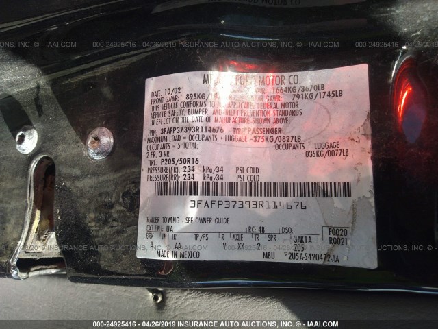 3FAFP37393R114676 - 2003 FORD FOCUS ZX5 BLACK photo 9