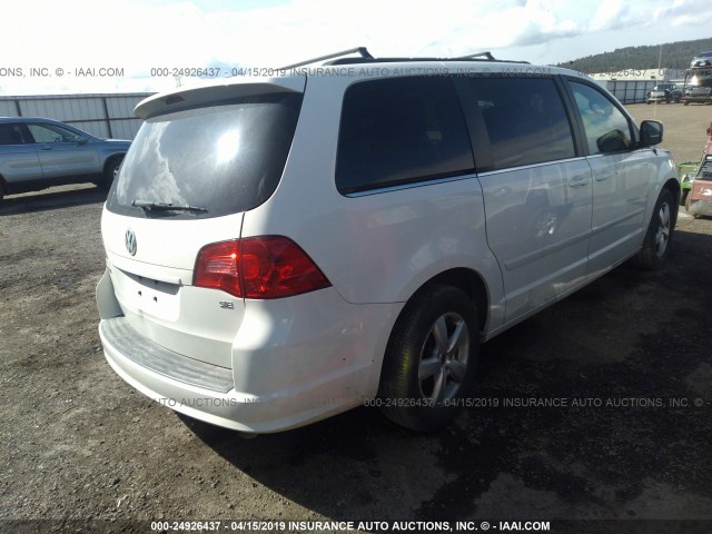 2V4RW3DG3BR691571 - 2011 VOLKSWAGEN ROUTAN SE WHITE photo 4