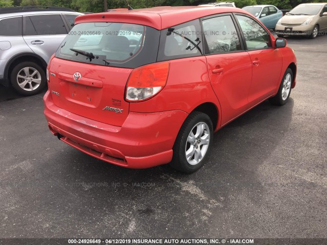 2T1LR32E34C269327 - 2004 TOYOTA COROLLA MATRIX XR RED photo 4