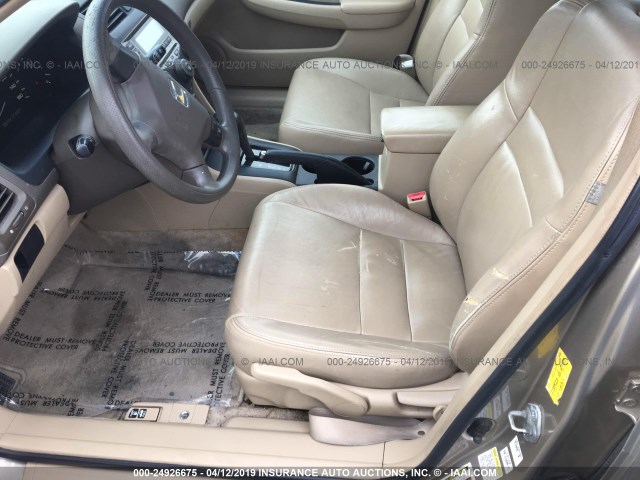 3HGCM56476G701875 - 2006 HONDA ACCORD LX GOLD photo 5