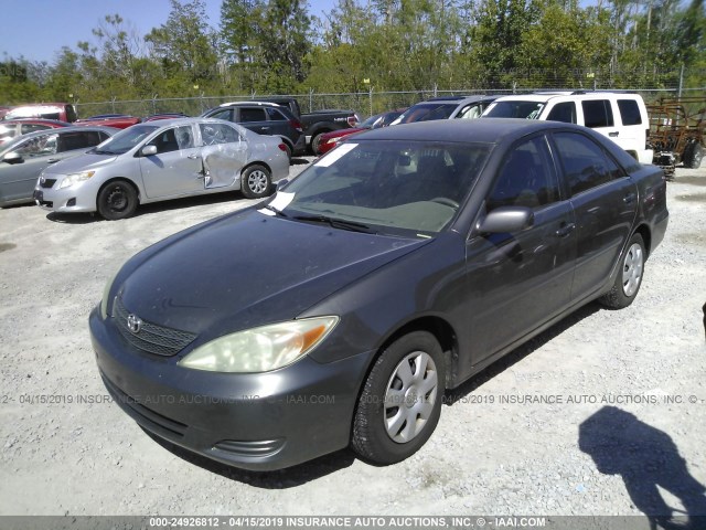 4T1BE32K14U847789 - 2004 TOYOTA CAMRY LE/XLE/SE GRAY photo 2