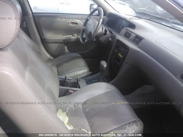 JT2BF28K4X0149586 - 1999 TOYOTA CAMRY LE/XLE Gold Foto 5