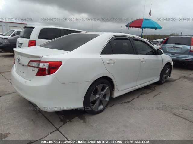 4T1BF1FK5CU632362 - 2012 TOYOTA CAMRY SE/LE/XLE WHITE photo 4