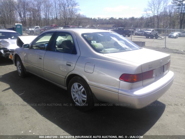 JT2BG22K6Y0521128 - 2000 TOYOTA CAMRY CE/LE/XLE TAN photo 3