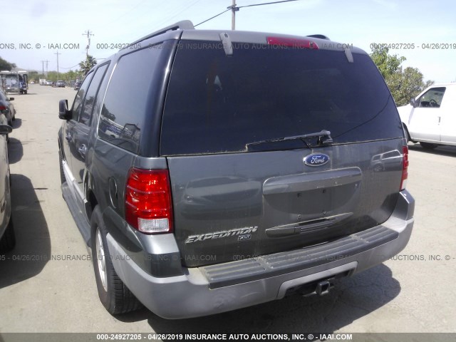 1FMPU15585LA53074 - 2005 FORD EXPEDITION XLT GRAY photo 3