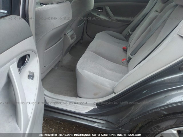 4T1BF3EK7BU599599 - 2011 TOYOTA CAMRY SE/LE/XLE GRAY photo 8