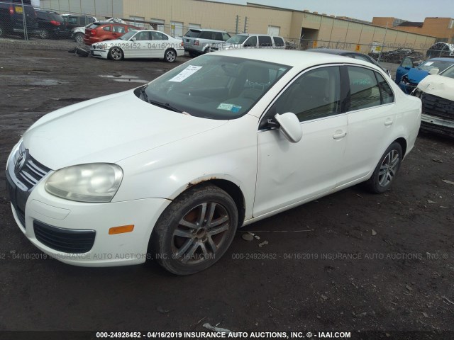 3VWRG71K66M657822 - 2006 VOLKSWAGEN JETTA 2.5 WHITE photo 2