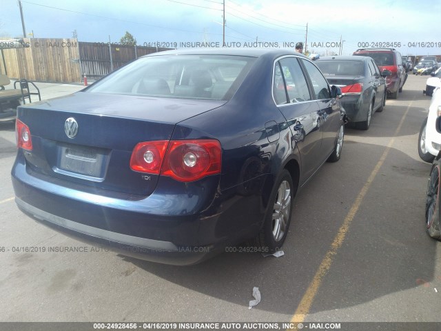 3VWRT71K26M050697 - 2006 VOLKSWAGEN JETTA TDI BLUE photo 4