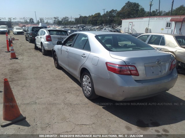 4T1BE46K17U536142 - 2007 TOYOTA CAMRY NEW GENERAT CE/LE/XLE/SE SILVER photo 3