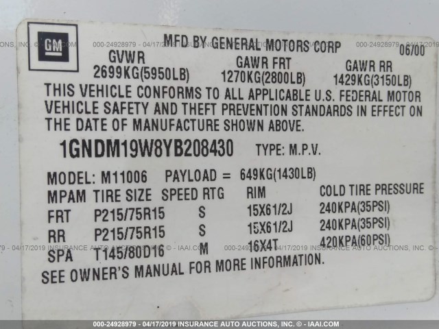 1GNDM19W8YB208430 - 2000 CHEVROLET ASTRO WHITE photo 9