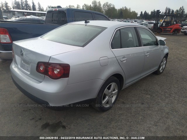 3VWRM81K18M077962 - 2008 VOLKSWAGEN JETTA SE/SEL SILVER photo 4