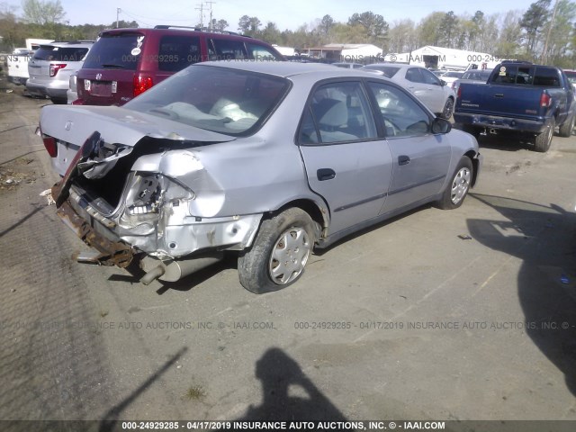 1HGCF8646XA135333 - 1999 HONDA ACCORD DX SILVER photo 4