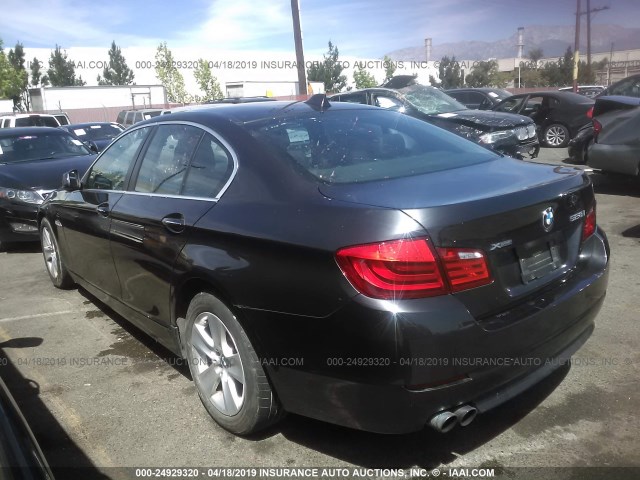 WBAXH5C51DD107033 - 2013 BMW 528 XI GRAY photo 3