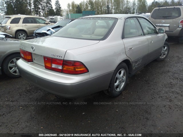 JT8BF28GXX0226396 - 1999 LEXUS ES 300 TAN photo 4