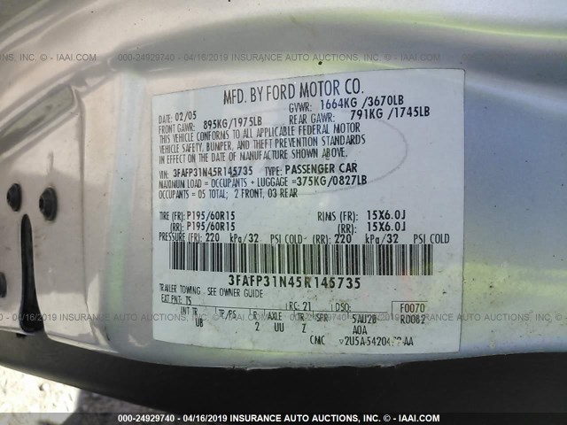 3FAFP31N45R145735 - 2005 FORD FOCUS ZX3 SILVER photo 9