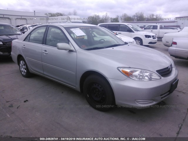 4T1BE32K24U306105 - 2004 TOYOTA CAMRY LE/XLE/SE SILVER photo 1