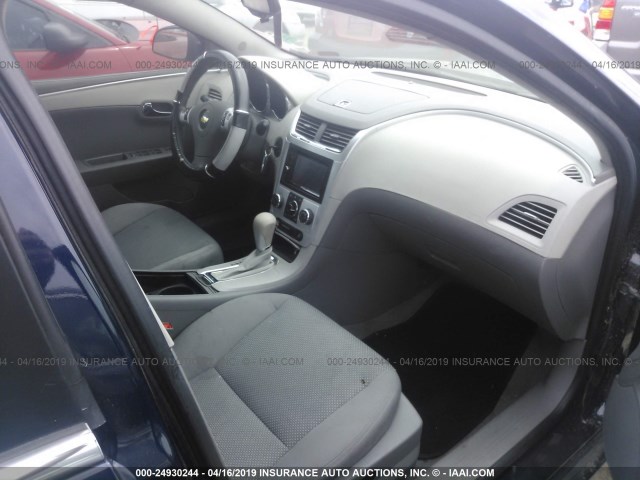 1G1ZB5E05CF333828 - 2012 CHEVROLET MALIBU LS Dark Blue photo 5