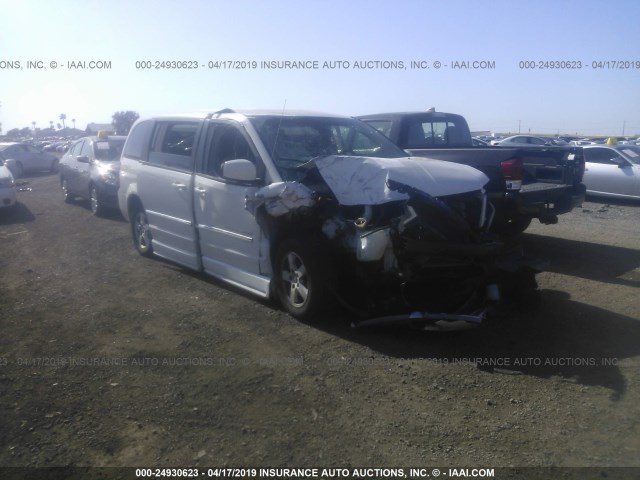 1D8HN54P58B180344 - 2008 DODGE GRAND CARAVAN SXT WHITE photo 1