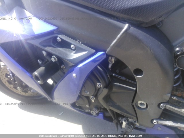 JYARN13Y95A002584 - 2005 YAMAHA YZFR1 C BLUE photo 9