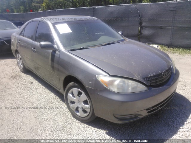 4T1BE32K62U526716 - 2002 TOYOTA CAMRY LE/XLE/SE GRAY photo 1