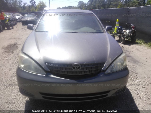 4T1BE32K62U526716 - 2002 TOYOTA CAMRY LE/XLE/SE GRAY photo 6