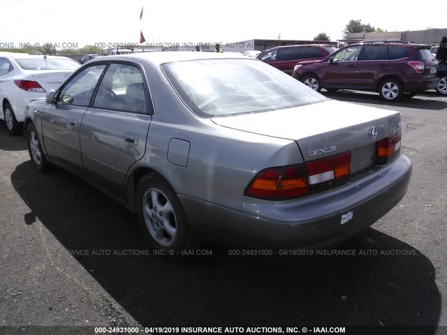 JT8BF22G5V5005684 - 1997 LEXUS ES 300 GRAY photo 3