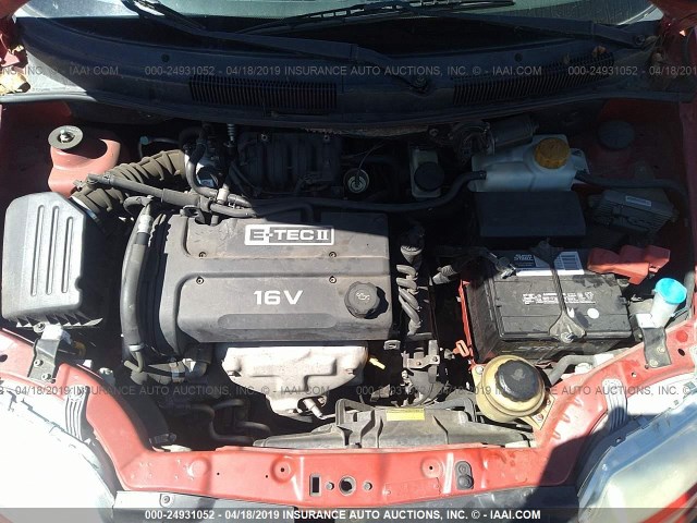 KL1TD56646B562174 - 2006 CHEVROLET AVEO LS RED photo 10