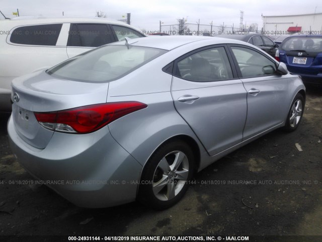 5NPDH4AE2CH081084 - 2012 HYUNDAI ELANTRA GLS/LIMITED SILVER photo 4