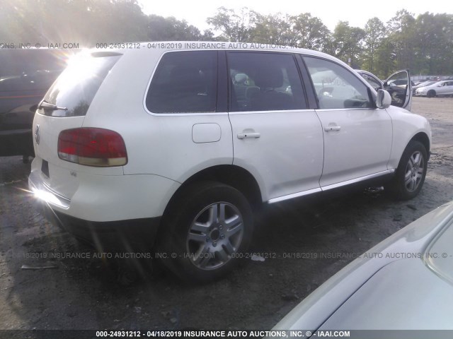 WVGZM77L85D065775 - 2005 VOLKSWAGEN TOUAREG 4.2 WHITE photo 4