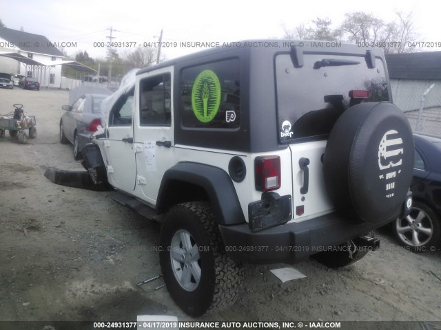 1J4GA39128L563564 - 2008 JEEP WRANGLER UNLIMITED X WHITE photo 3