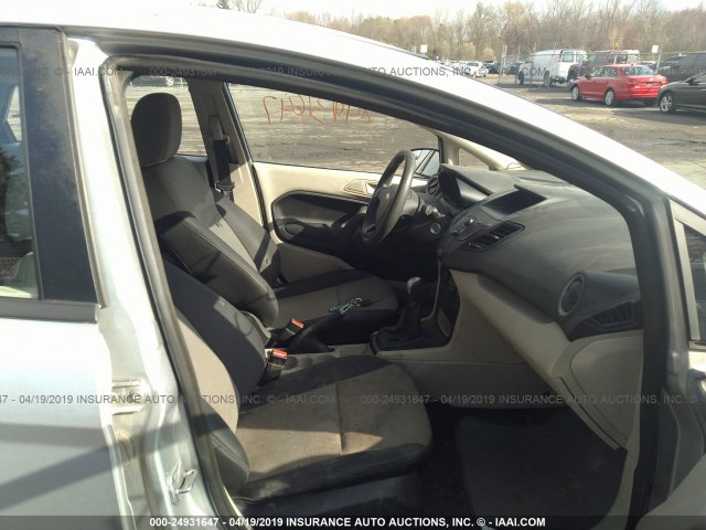 3FADP4AJ6CM110442 - 2012 FORD FIESTA S SILVER photo 5