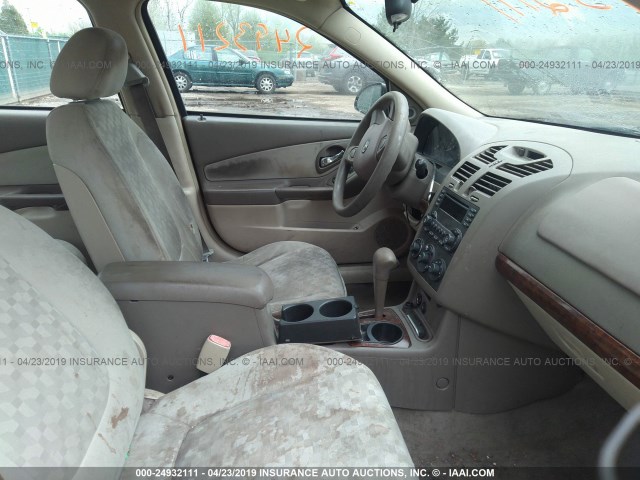 1G1ZT52845F104485 - 2005 CHEVROLET MALIBU LS GOLD photo 5