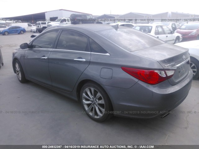 5NPEC4AC9BH188228 - 2011 HYUNDAI SONATA SE/LIMITED GRAY photo 3