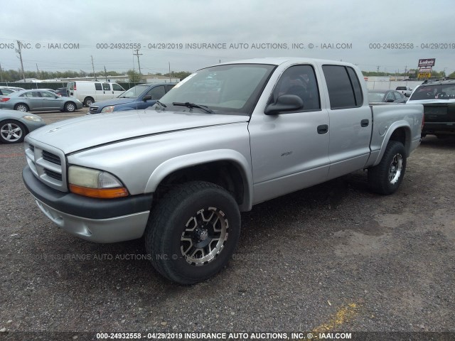 1B7HG38N62S636641 - 2002 DODGE DAKOTA QUAD SPORT/QUAD R/T SILVER photo 2