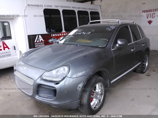 WP1AC29P45LA92323 - 2005 PORSCHE CAYENNE TURBO GRAY photo 2