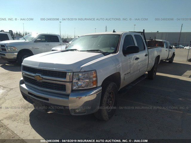 1GC4K0B62AF110785 - 2010 CHEVROLET SILVERADO K3500 LT WHITE photo 2