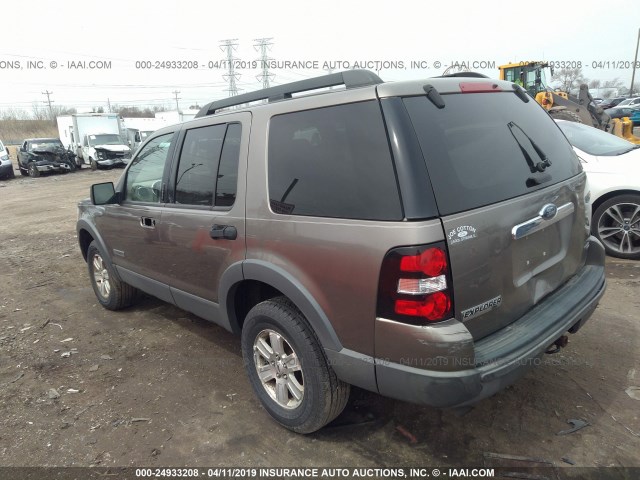 1FMEU63E86UA91066 - 2006 FORD EXPLORER XLT BROWN photo 3