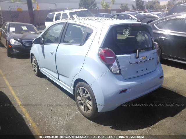 KL8CK6S0XGC558267 - 2016 CHEVROLET SPARK EV 1LT BLUE photo 3