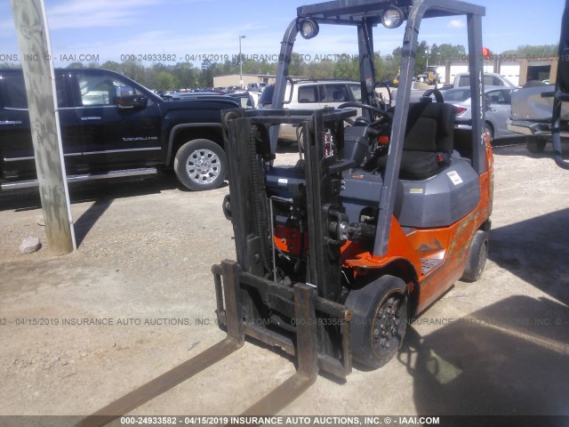 7FGCU20 - 2005 TOYOTA CUSHION TIRE FORKLIFT  ORANGE photo 2