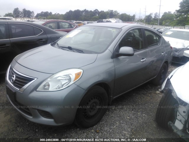 3N1CN7AP1DL877191 - 2013 NISSAN VERSA S/S PLUS/SV/SL GRAY photo 2