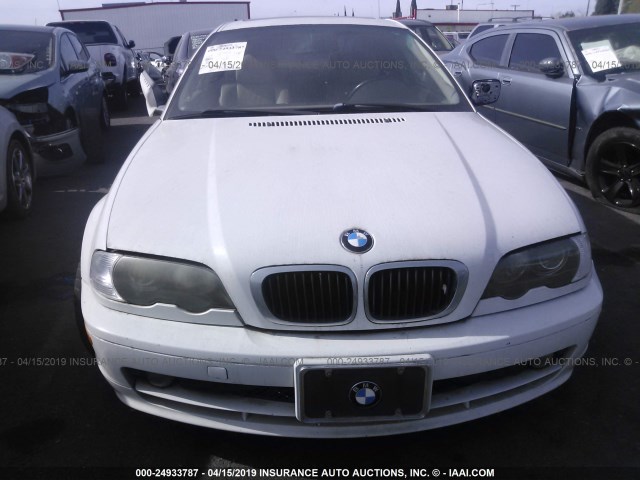 WBABN33482PG55608 - 2002 BMW 325 CI WHITE photo 6