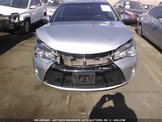 4T1BF1FK7GU139577 - 2016 TOYOTA CAMRY LE/XLE/SE/XSE SILVER photo 6